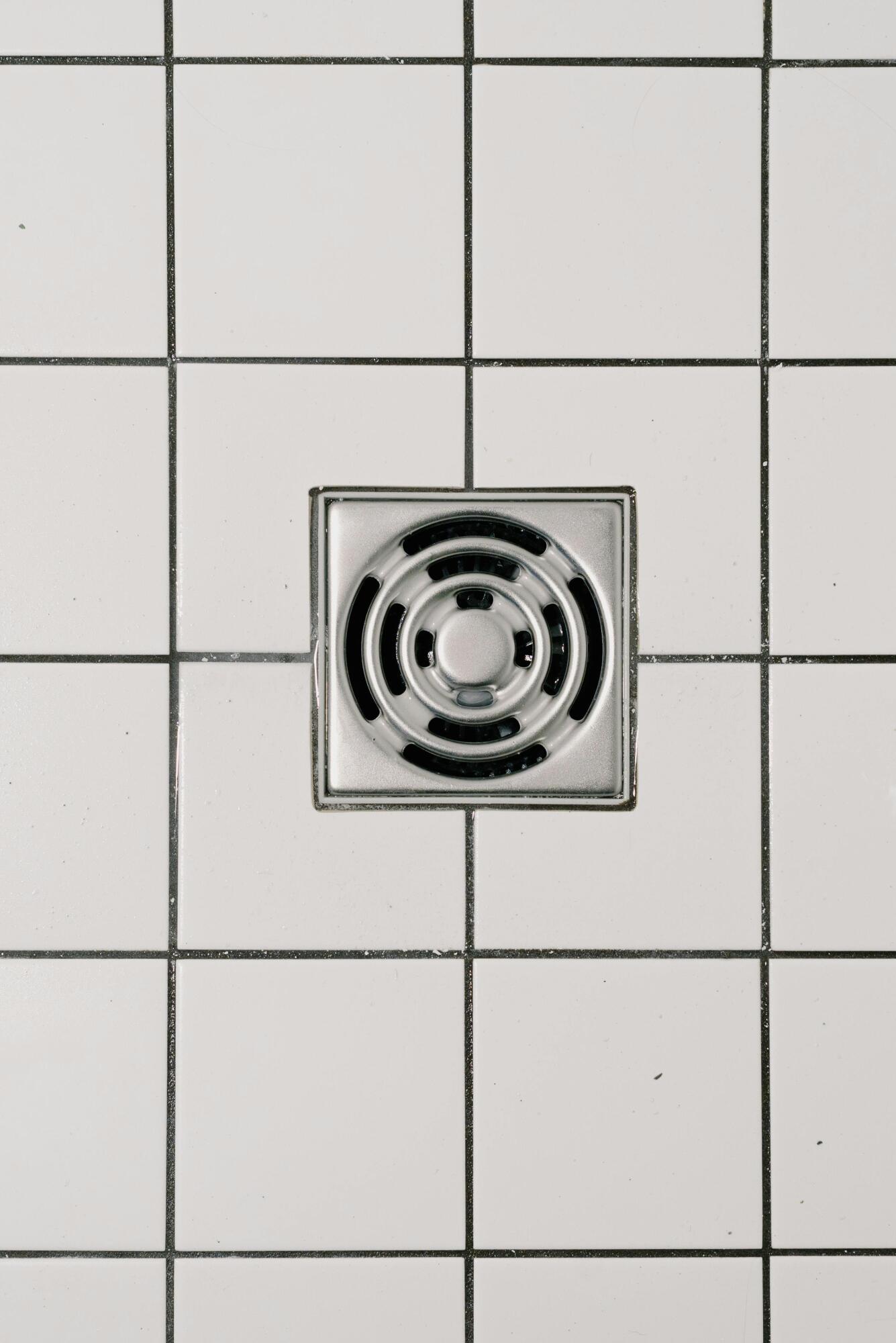 How to Fix a Slow-Draining Shower Drain in Palmetto, GA